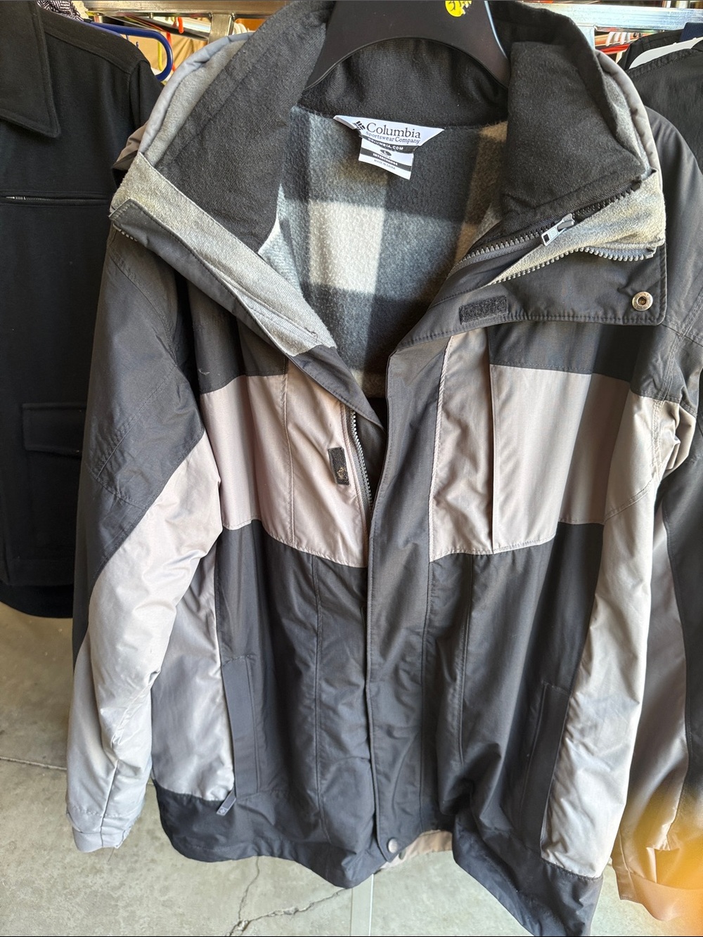 Columbia Two-Tone Black and Light Gray Outdoor Jacket